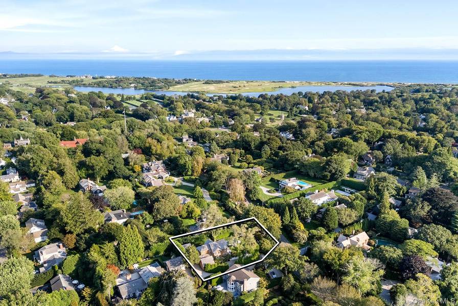 44 Buell LN, East Hampton, NY 11937
