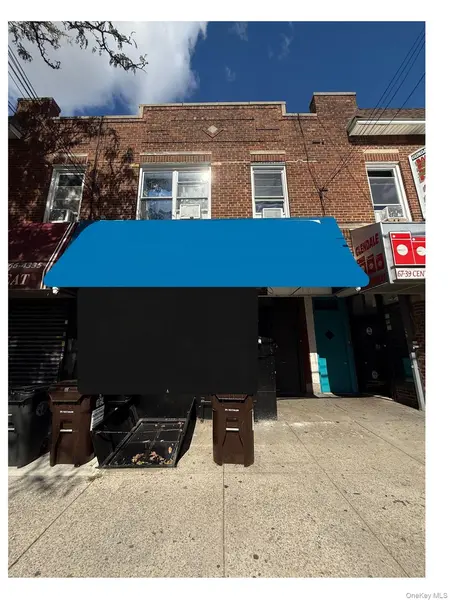 6737 Central AVE, Glendale, NY 11385