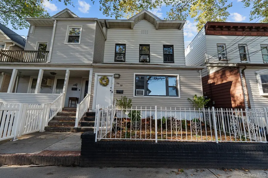 10439 90th AVE, Richmond Hill, NY 11418