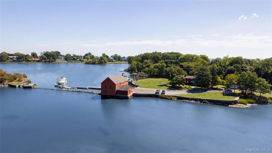191 Kirby LN, Rye, NY 10580