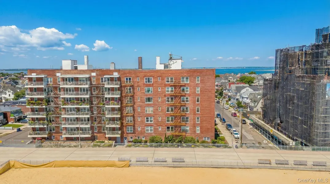 133 Beach 120th ST #1B, Rockaway Park, NY 11694