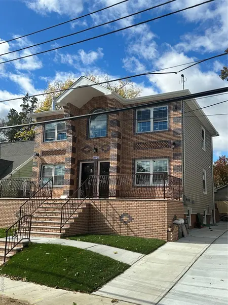 14642 184th ST, Springfield Gardens, NY 11413