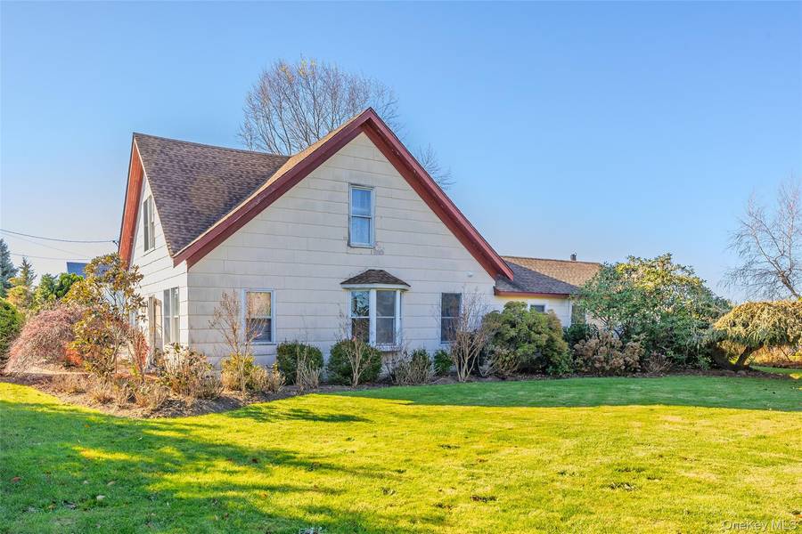17525 County Road 48, Cutchogue, NY 11935