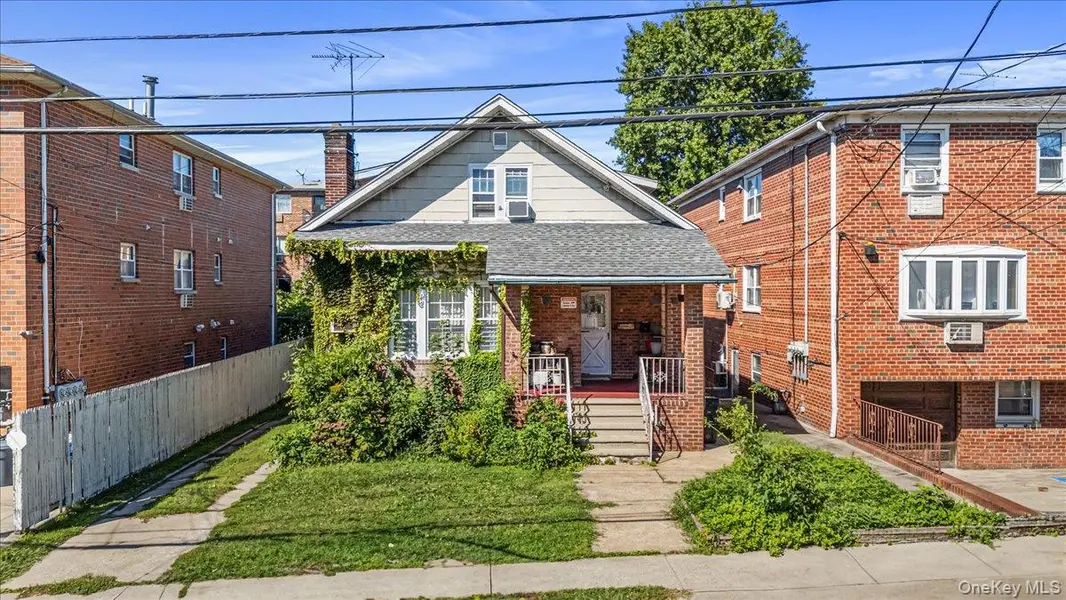 132-19 58th AVE, Flushing, NY 11355