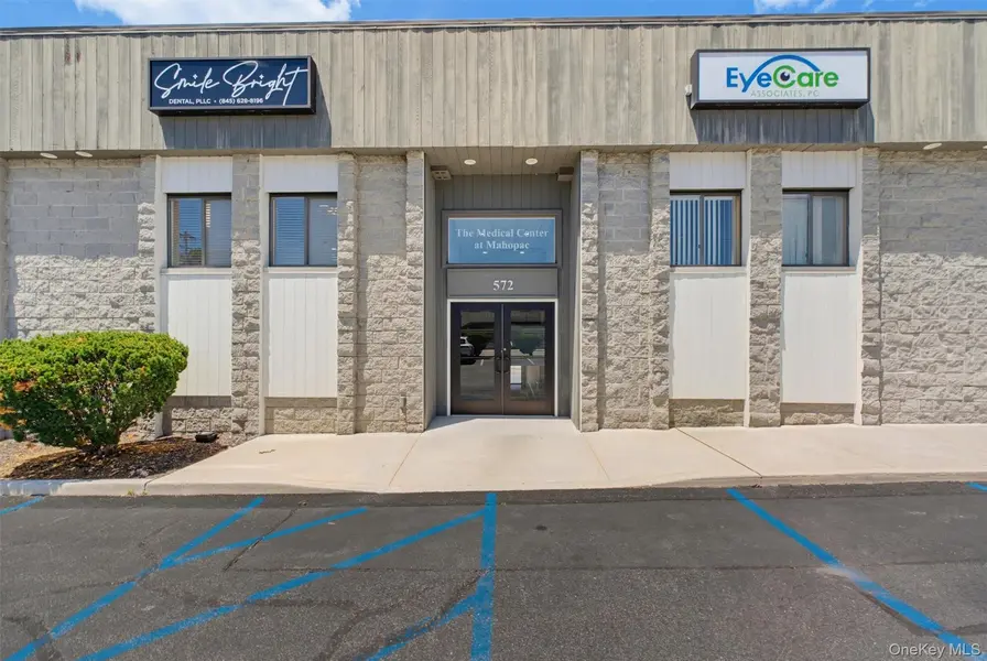 572 Route 6 #101, Mahopac, NY 10541