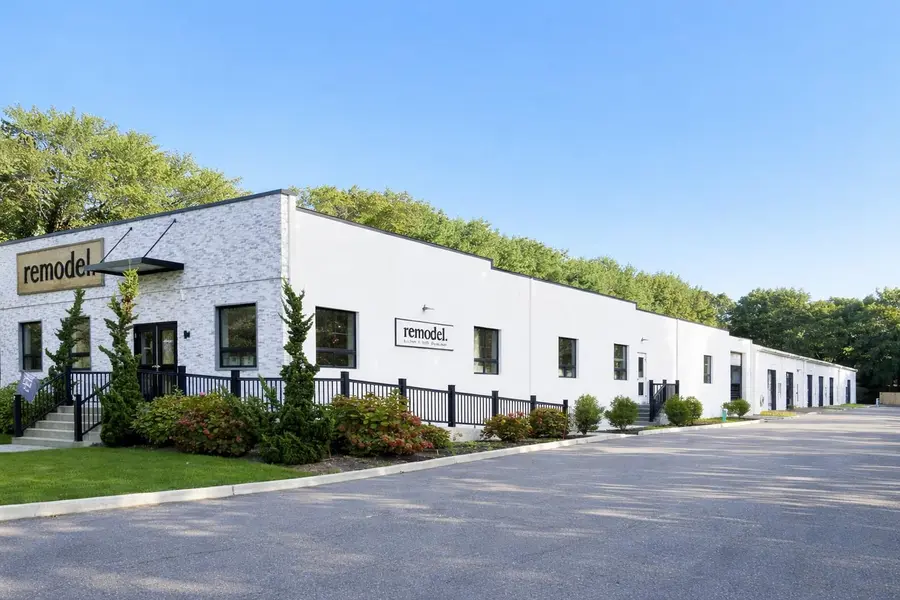 137 Montauk HWY, Westhampton, NY 11977