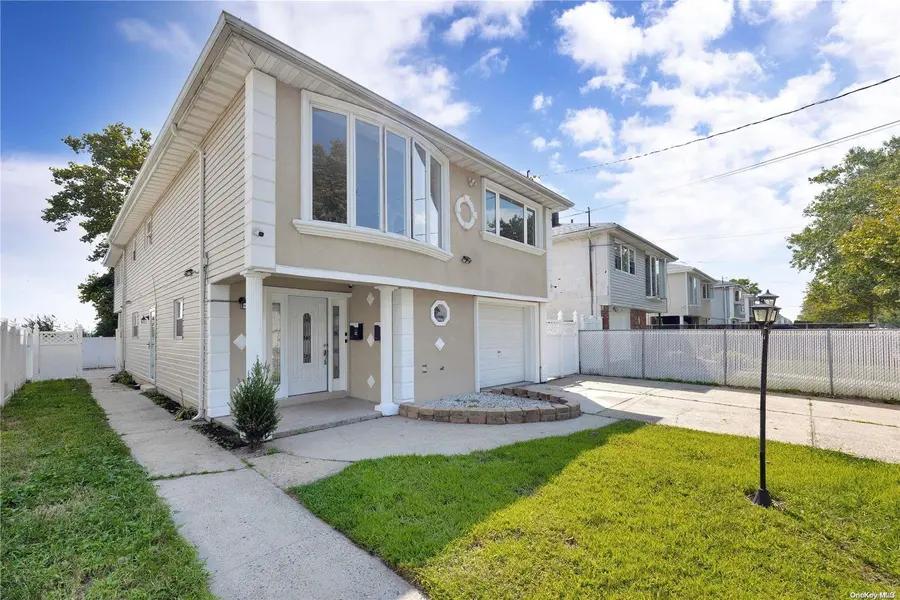 240-24 149th AVE, Rosedale, NY 11422