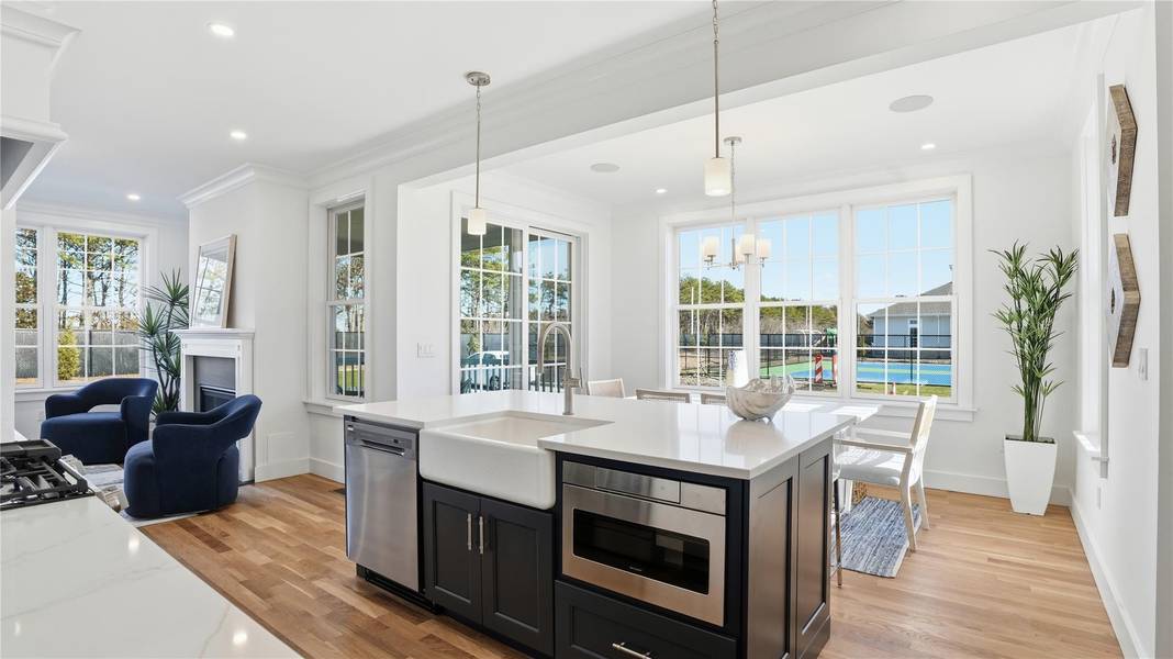 1203 West Loop DR #1203, Westhampton Beach, NY 11978