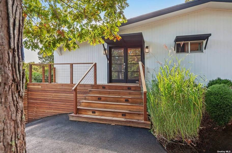 69 Three Mile Harbor DR, East Hampton, NY 11937