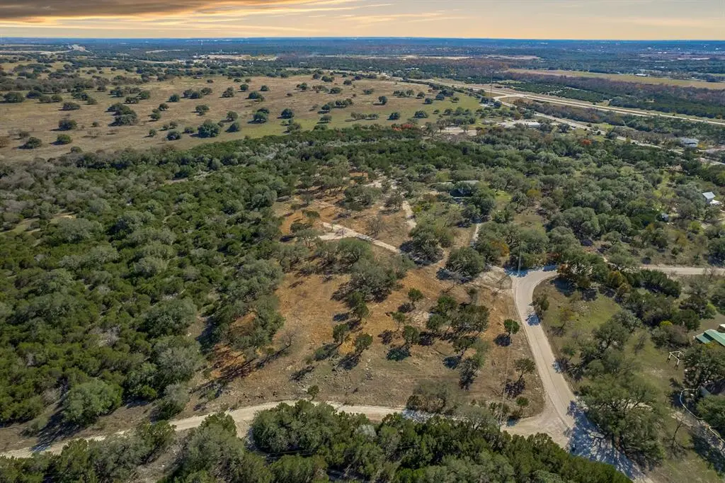 240 Pecan Branch, Florence, TX 76527