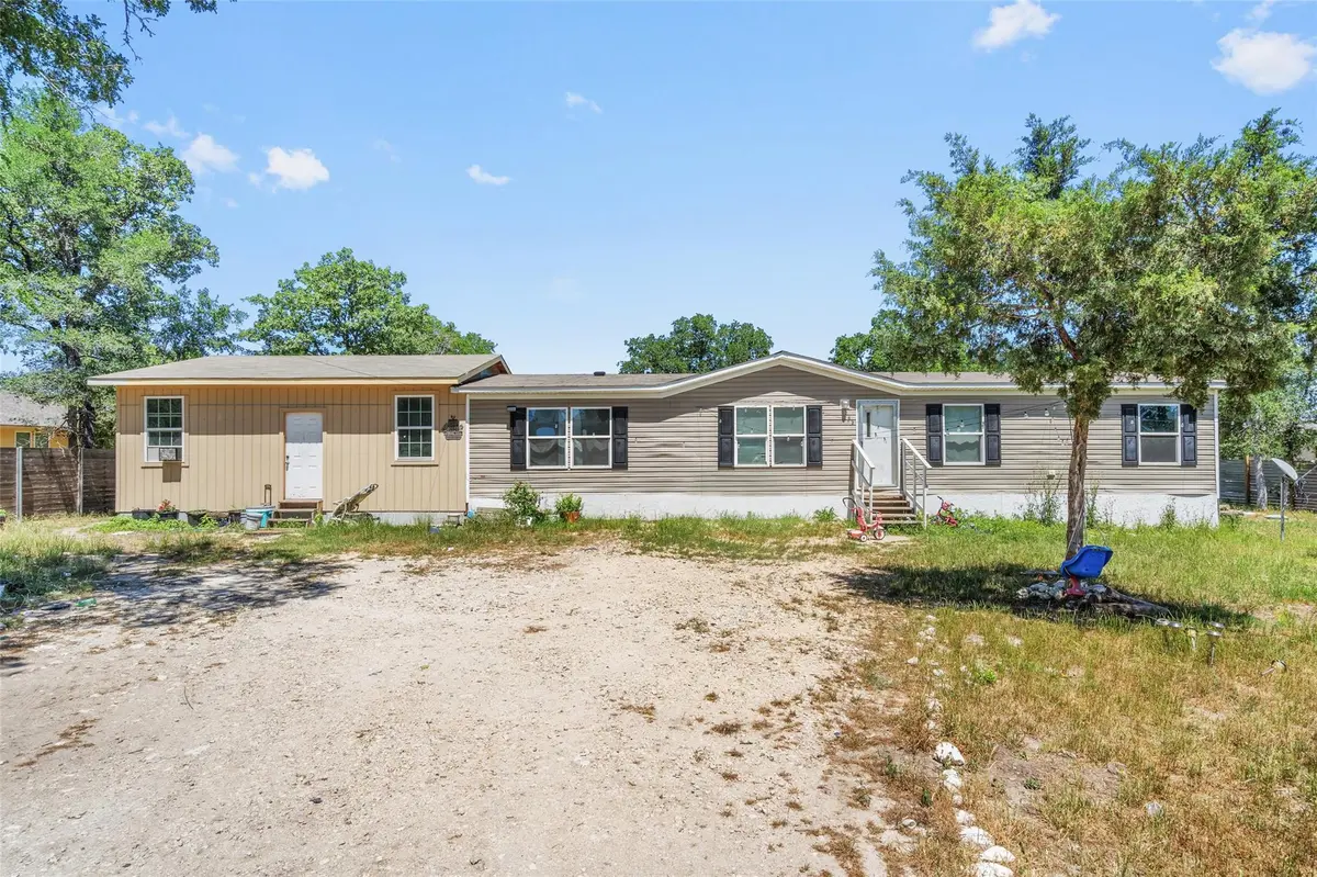 282 Hershal LN, Cedar Creek, TX 78612
