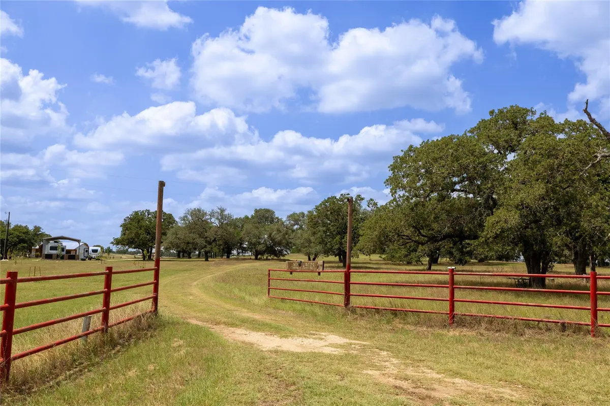 2901-C Mule Creek RD, Harwood, TX 78632