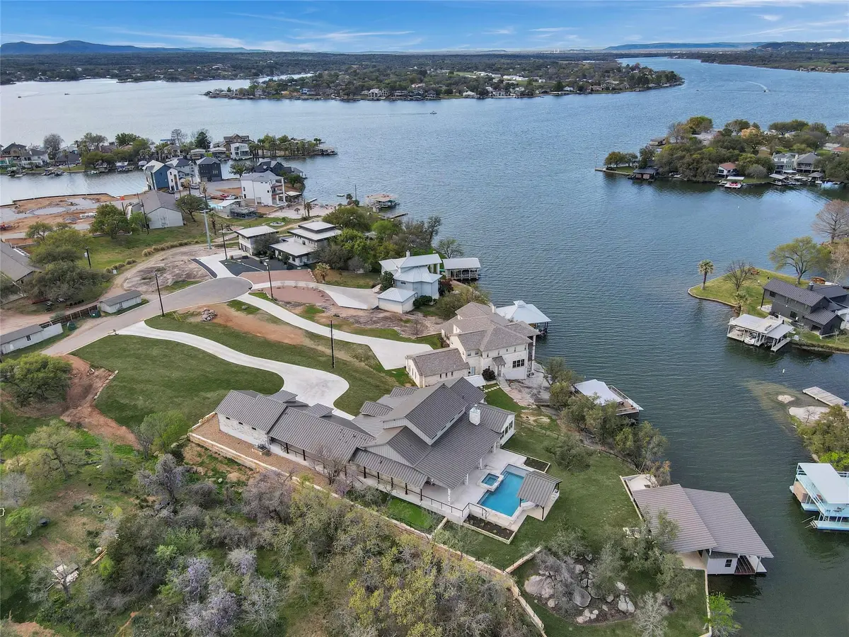 1011 Moss Downs, Granite Shoals, TX 78654