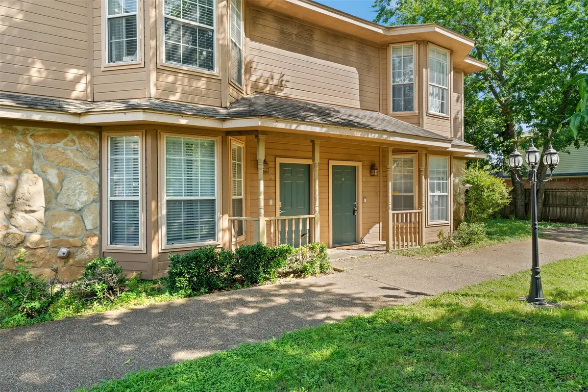 2009 S 10th ST #5, Waco, TX 76706