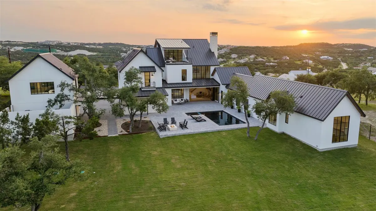 4405 Hennig DR, Austin, TX 78738