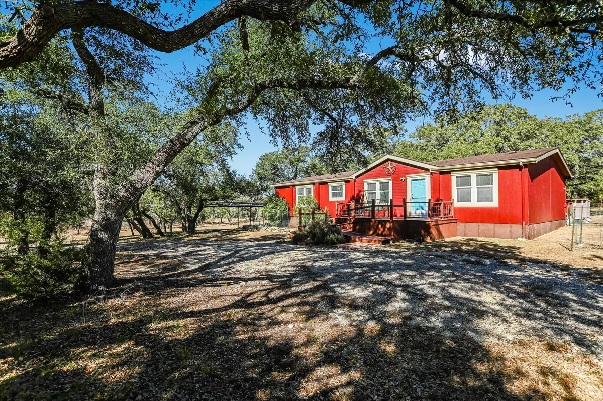 5300 Fischer Store RD, Wimberley, TX 78676