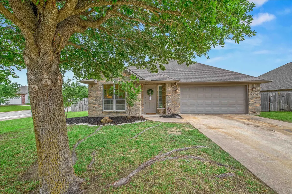 1014 Bougainvillea ST, College Station, TX 77845