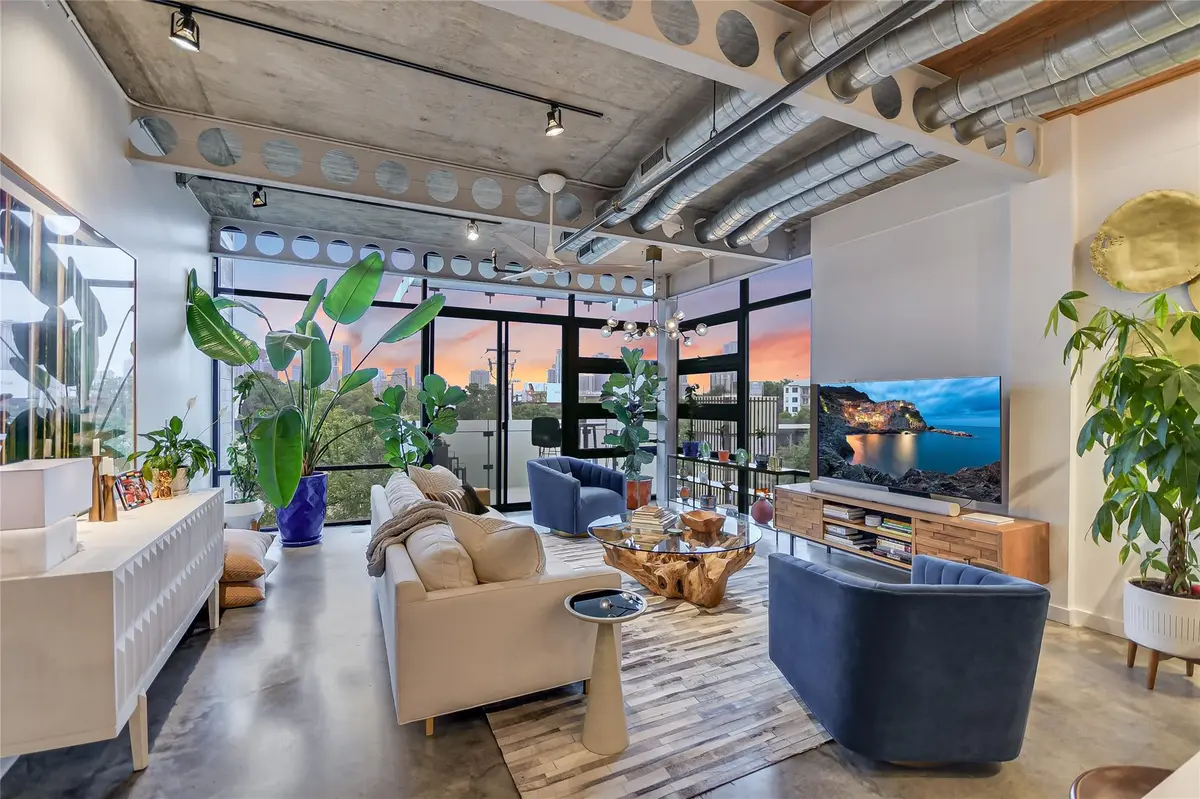 1401 Eva ST #307, Austin, TX 78704