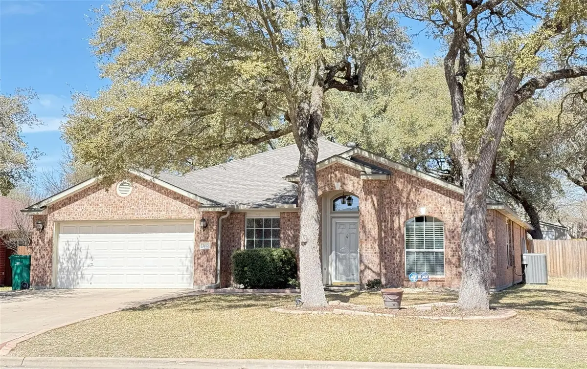2110 Thunderbird DR, Harker Heights, TX 76548