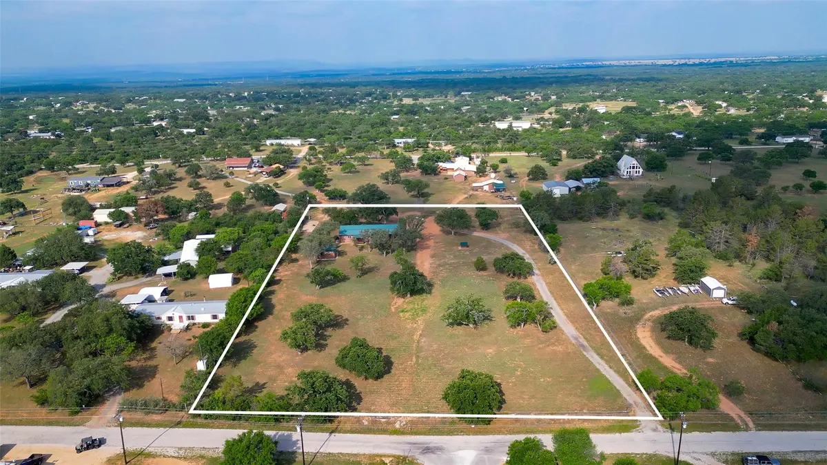 1503 Roselea DR, Buchanan Dam, TX 78609