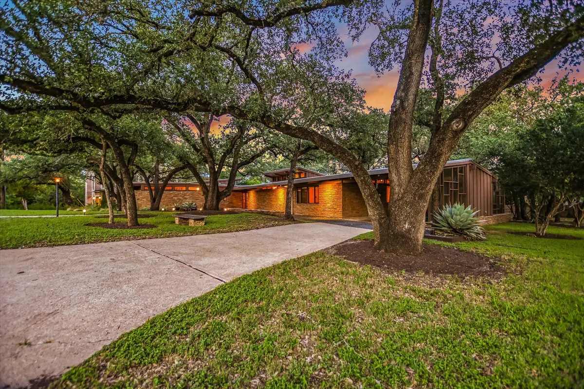407 Almarion DR, Austin, TX 78746