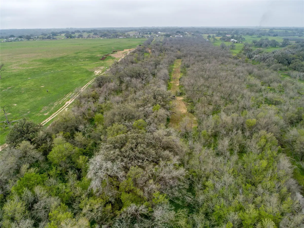 7914 Fm 1303, Floresville, TX 78114