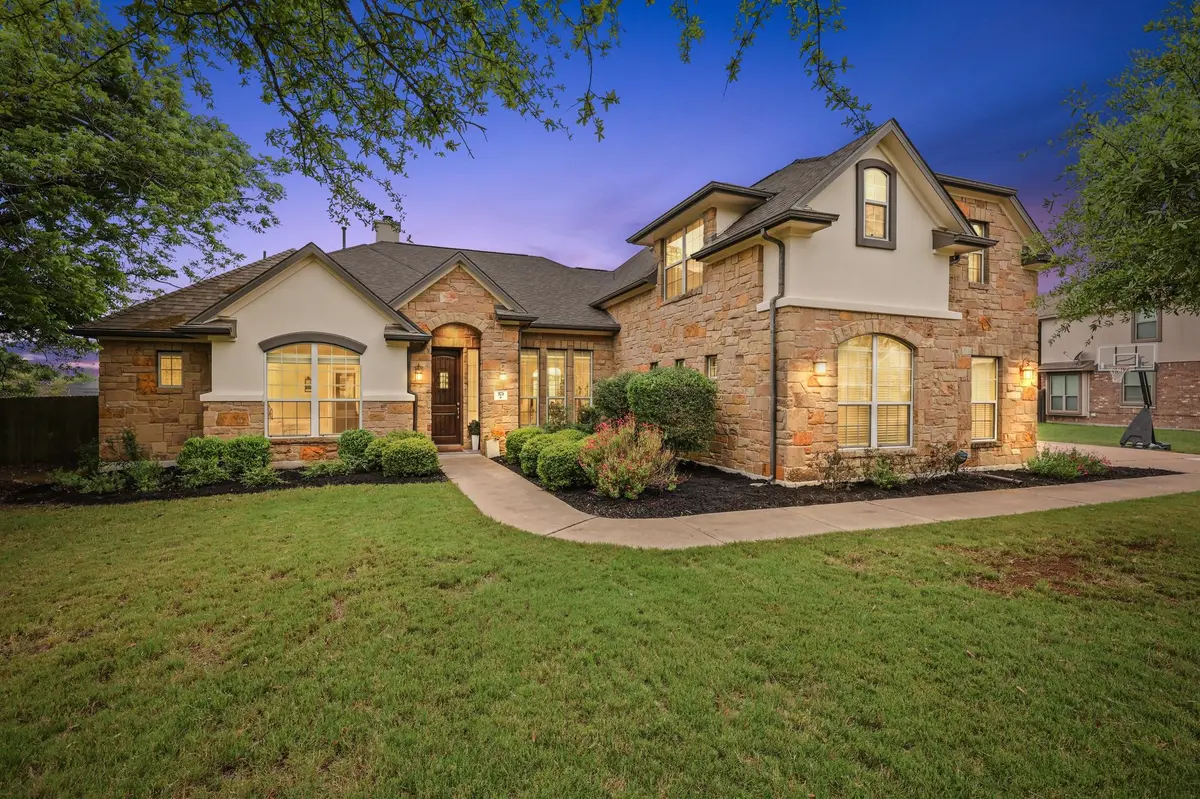 371 Stoney Point RD, Austin, TX 78737