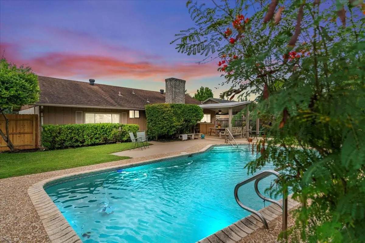 5105 Fort Mason DR, Austin, TX 78745