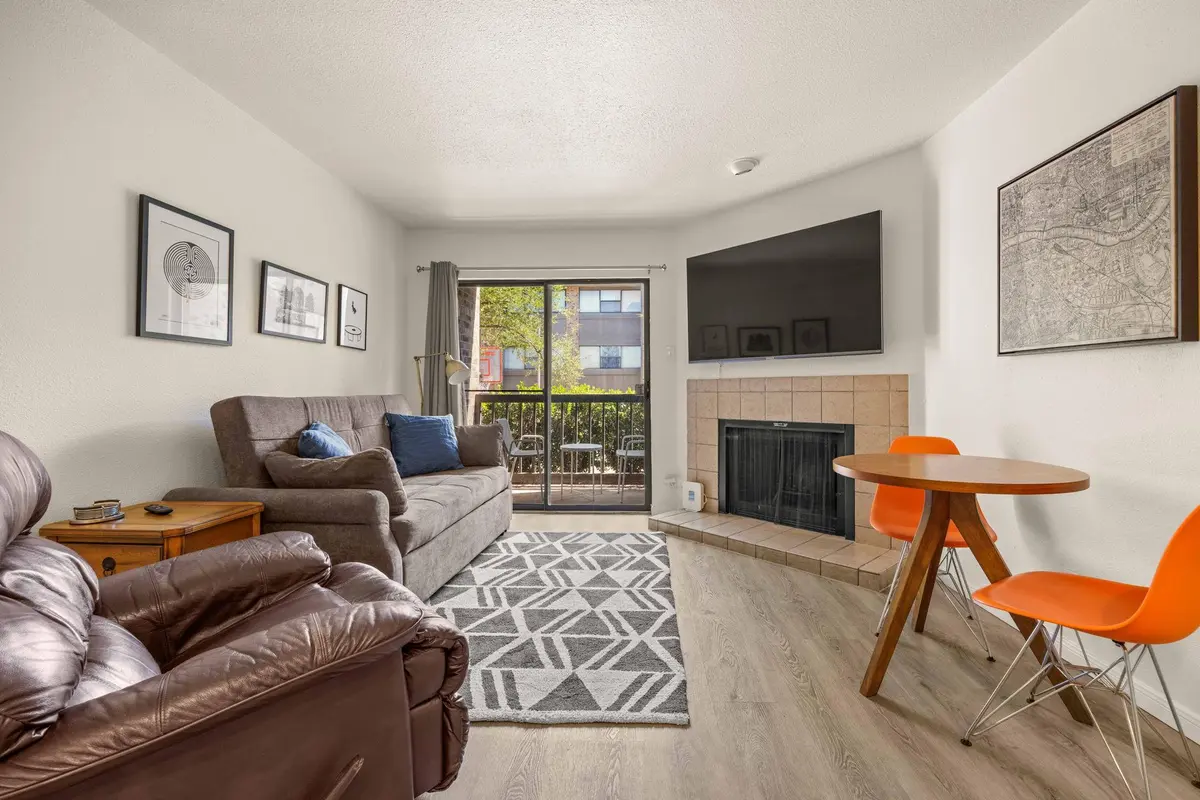 8888 Tallwood DR #2111, Austin, TX 78759