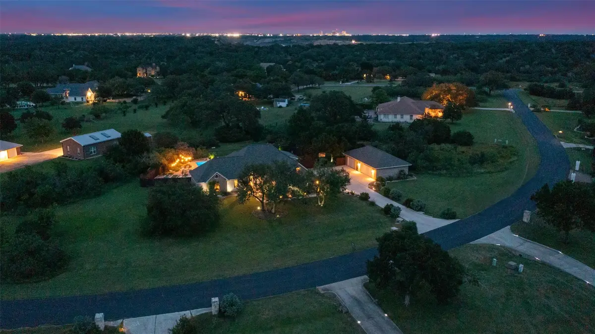 341 Richards DR, Buda, TX 78610