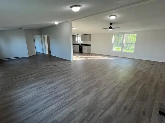 100 Heather CV, Hutto, TX 78634