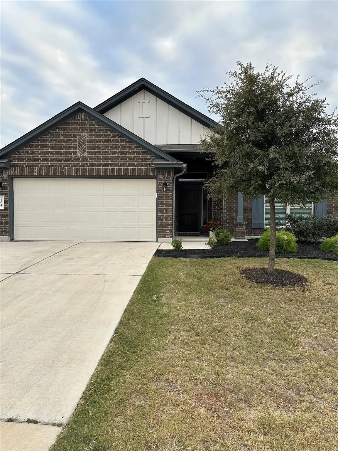 404 Callahan LN, Leander, TX 78641