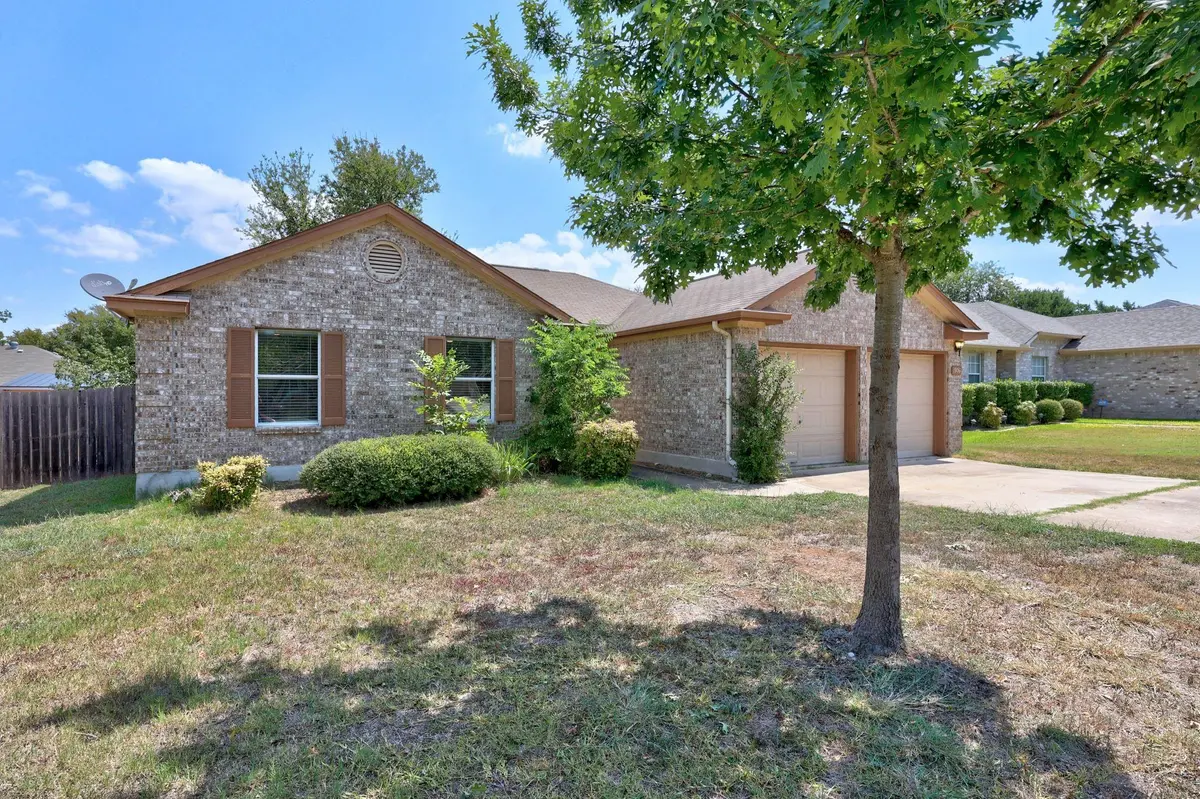 1906 Woodland DR, Cedar Park, TX 78613