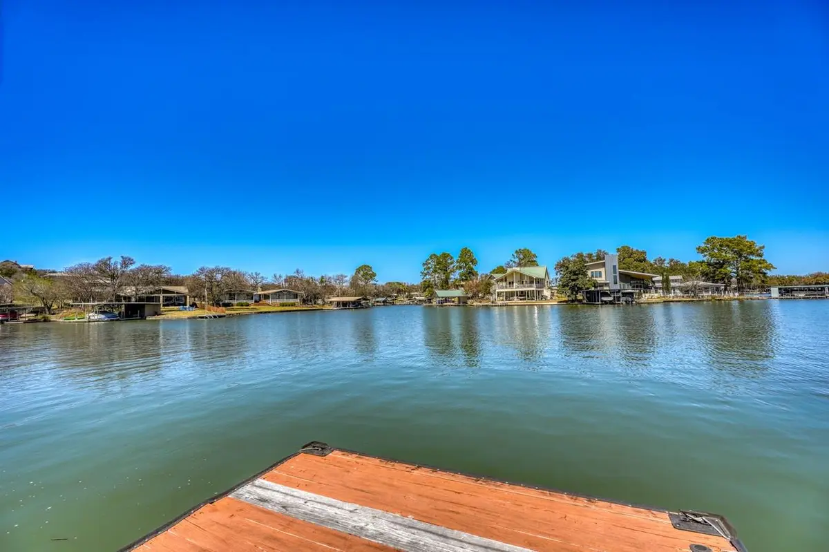 301 Lake Terrace, Sunrise Beach, TX 78643