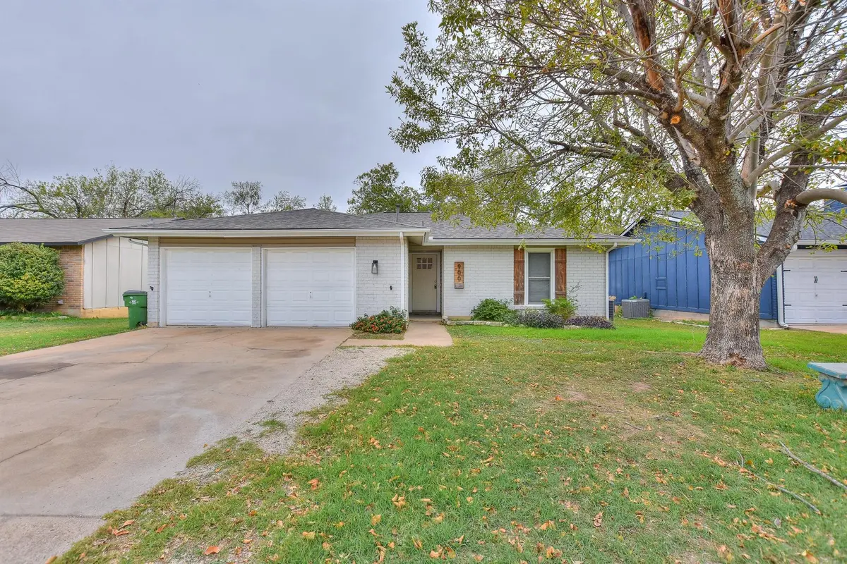 900 Cactus DR, Round Rock, TX 78681