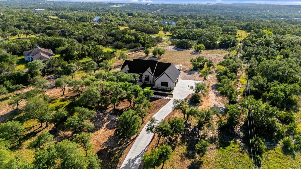 208 Stonegate LN, Dripping Springs, TX 78620