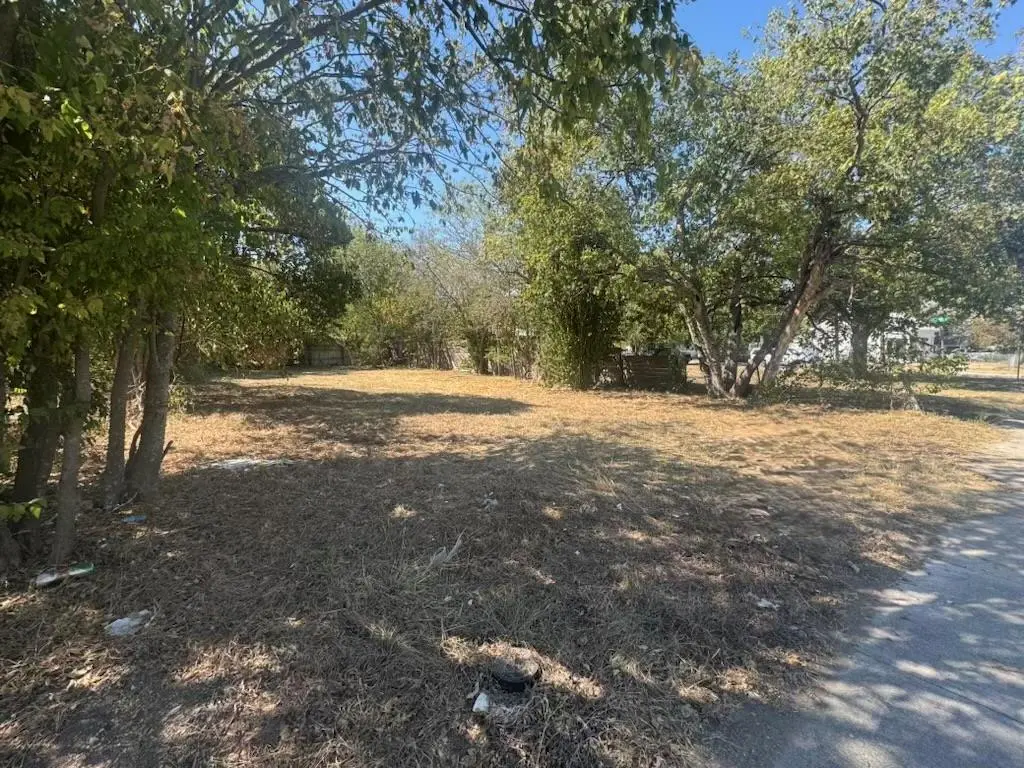 Guadalupe St N Guadalupe ST, Seguin, TX 78155