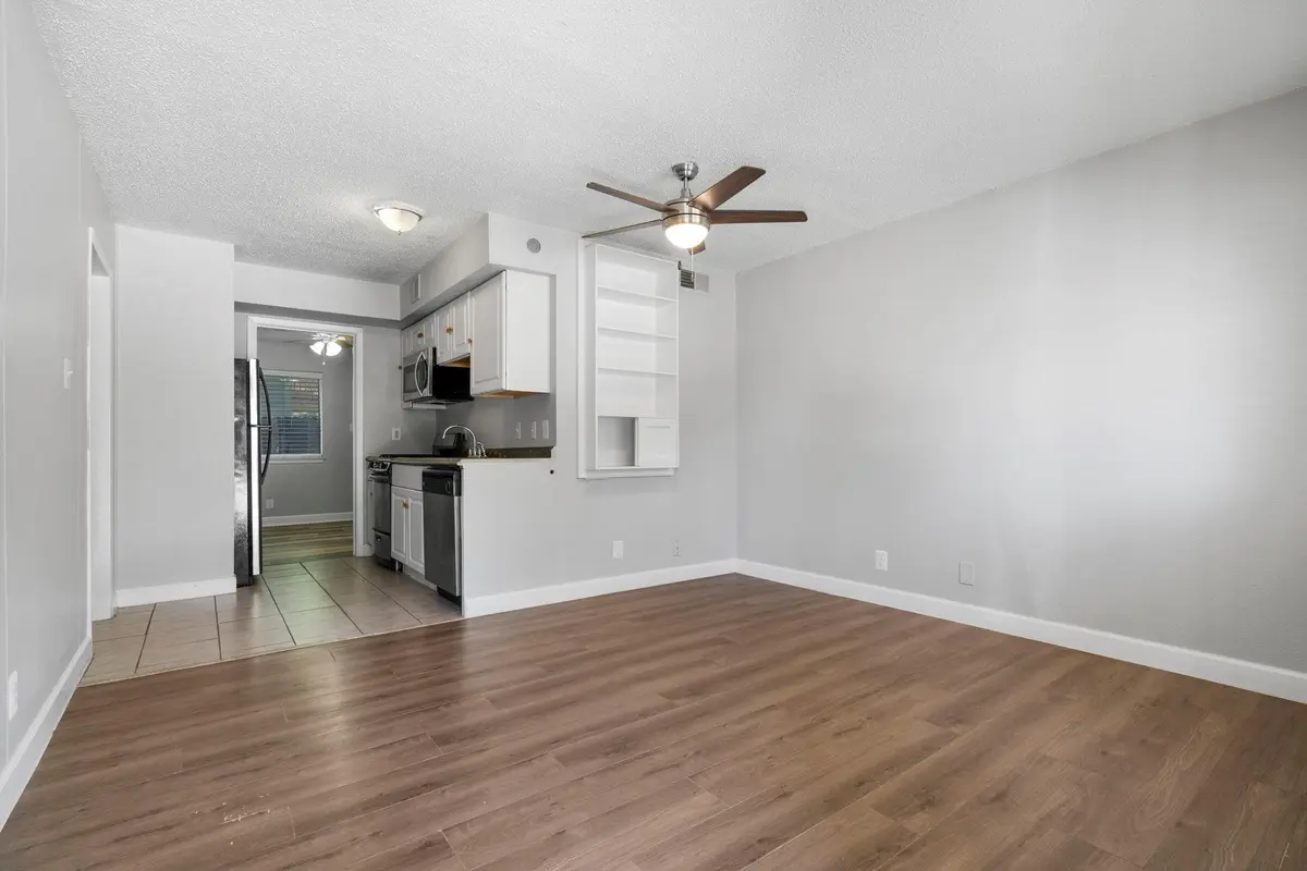 1010 W 23rd ST #4, Austin, TX 78705