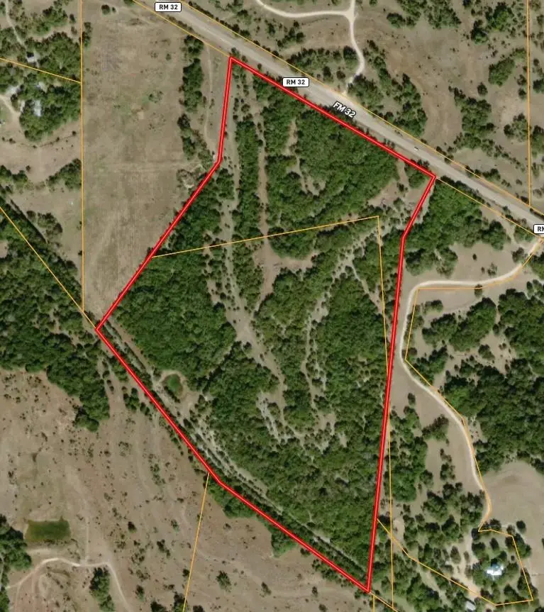 14811 FM 32, Fischer, TX 78623