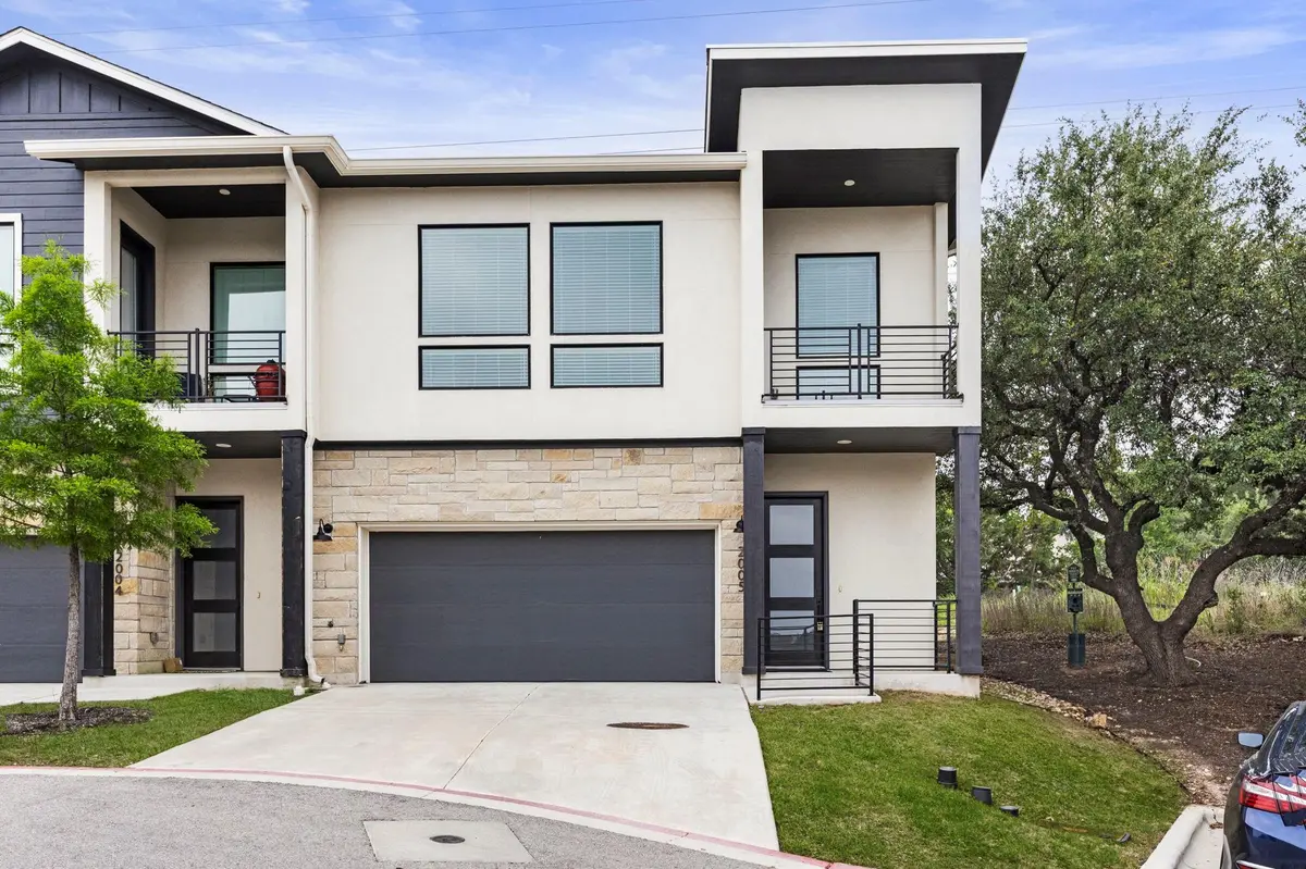 2050 Lohmans Spur RD #2005, Lakeway, TX 78734