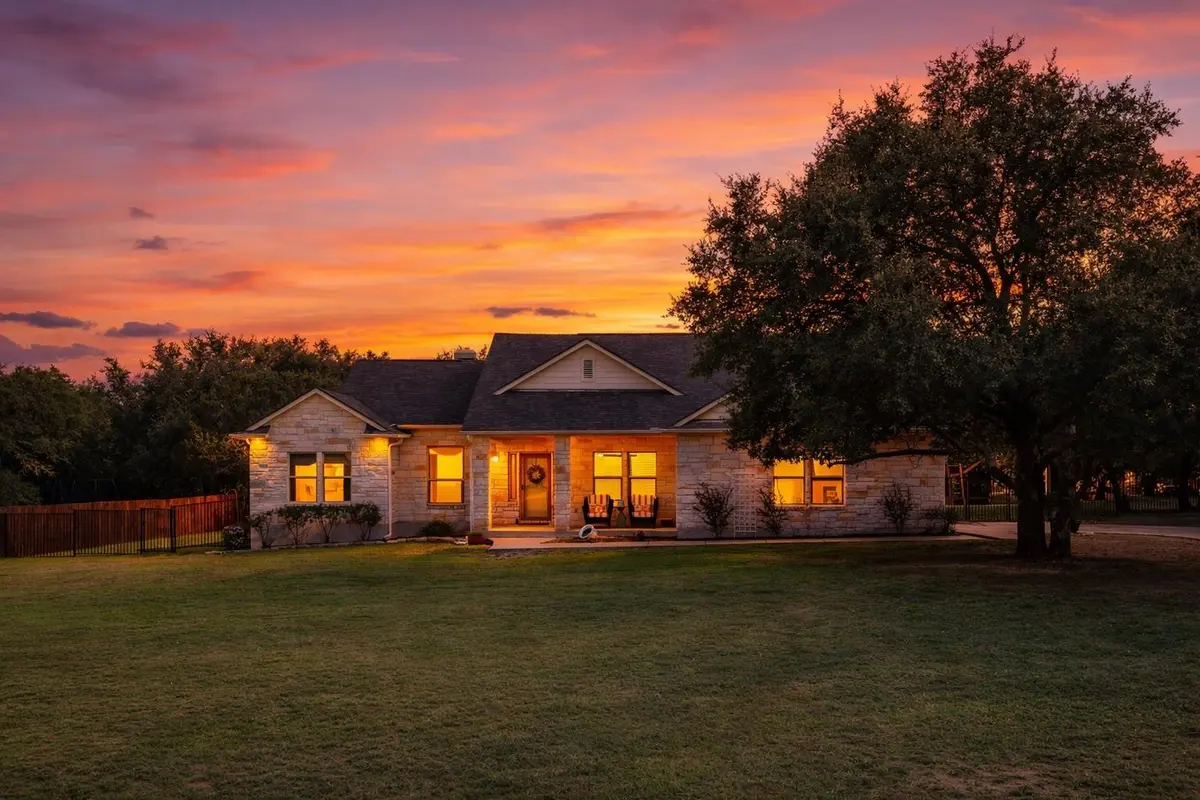 206 Campo Colinas DR, Bertram, TX 78605