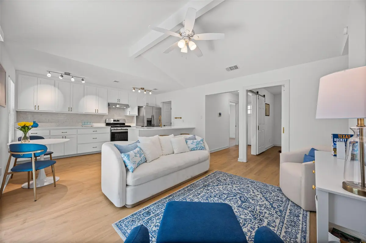 5500 Stuart CIR, Austin, TX 78721