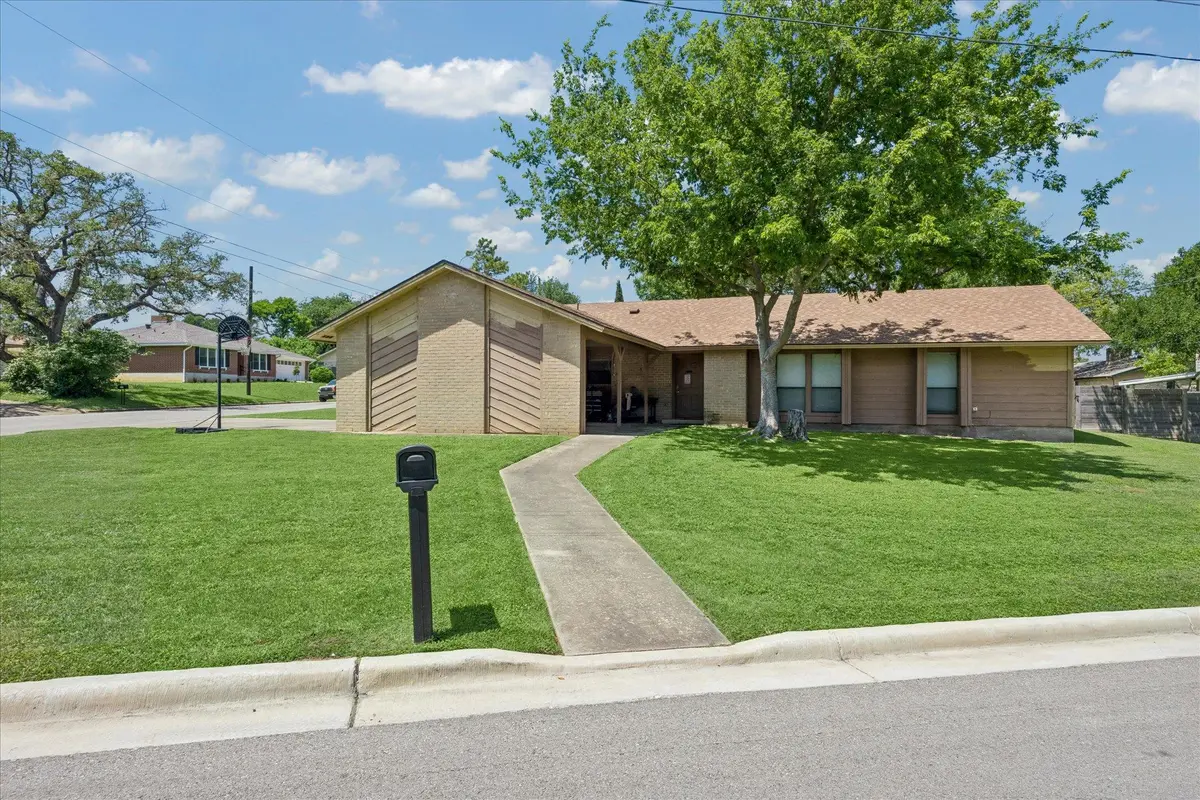 601 Meadowbrook DR, Georgetown, TX 78628