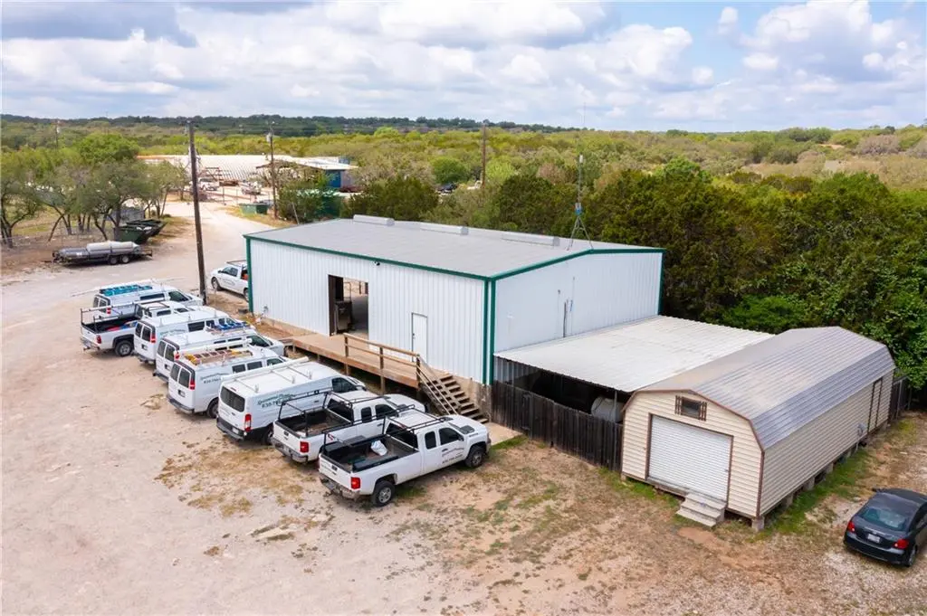 337 Red Bluff RD, Spicewood, TX 78669