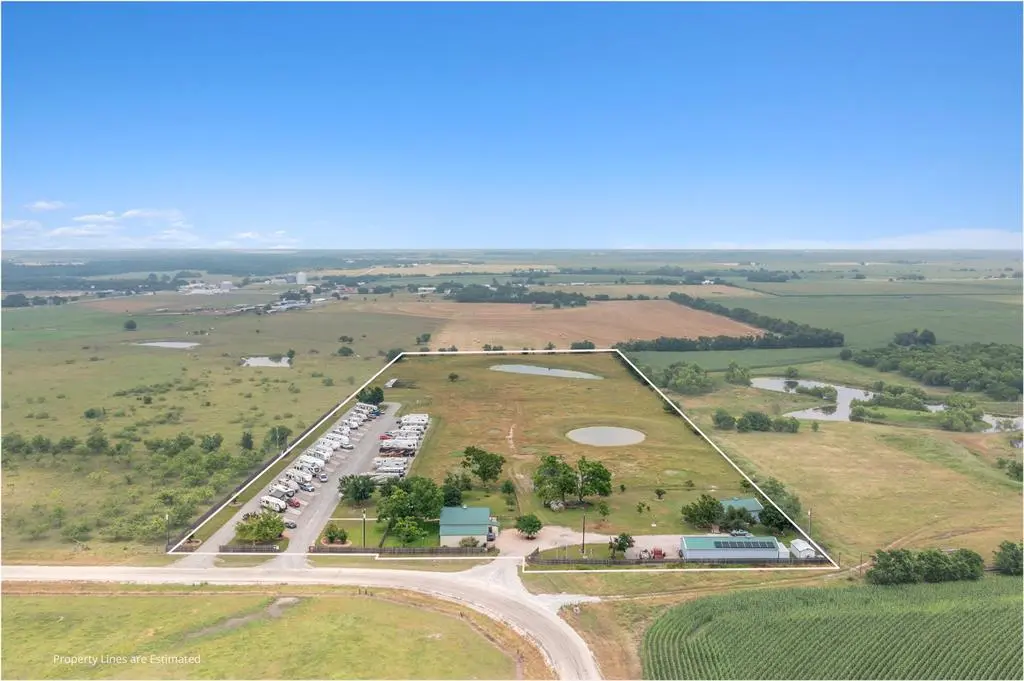 1800 County Road 374 RD, Taylor, TX 76574