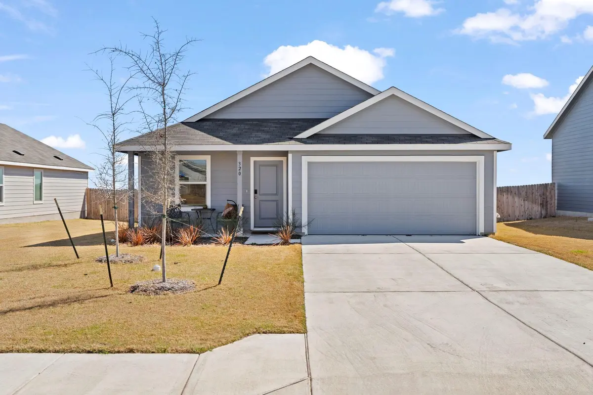 320 Bertram Oaks DR, Bertram, TX 78605
