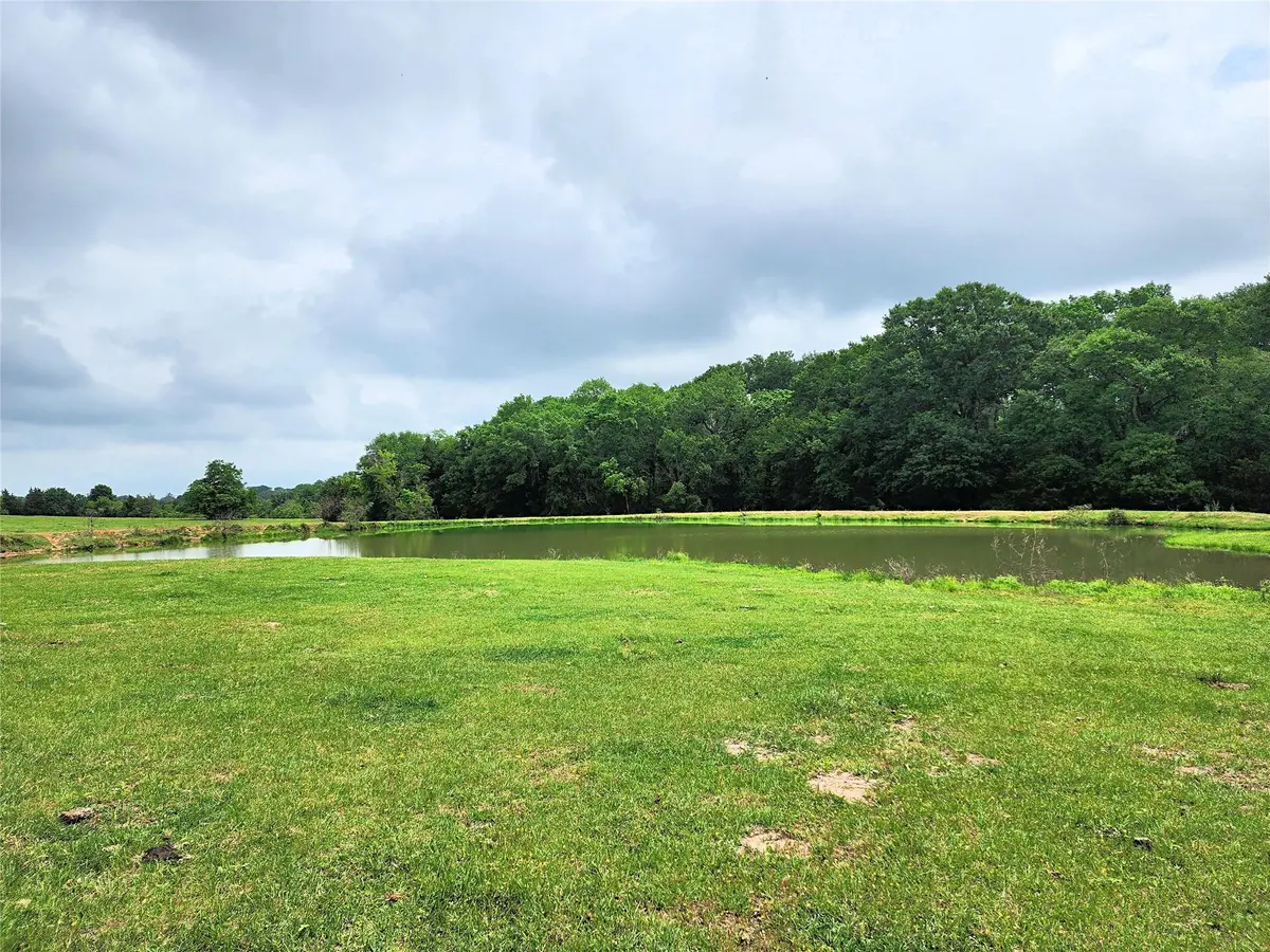 4125 Old Navasota RD, Brenham, TX 77833