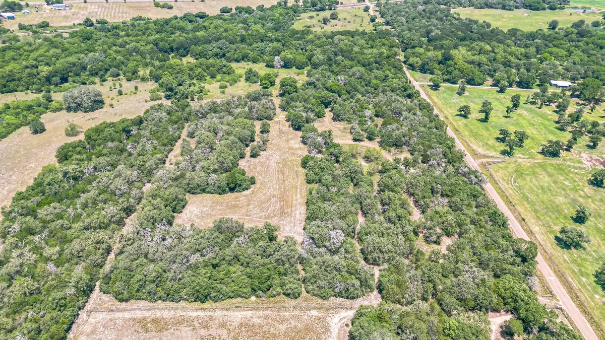 1182 County Road 438, Harwood, TX 78632