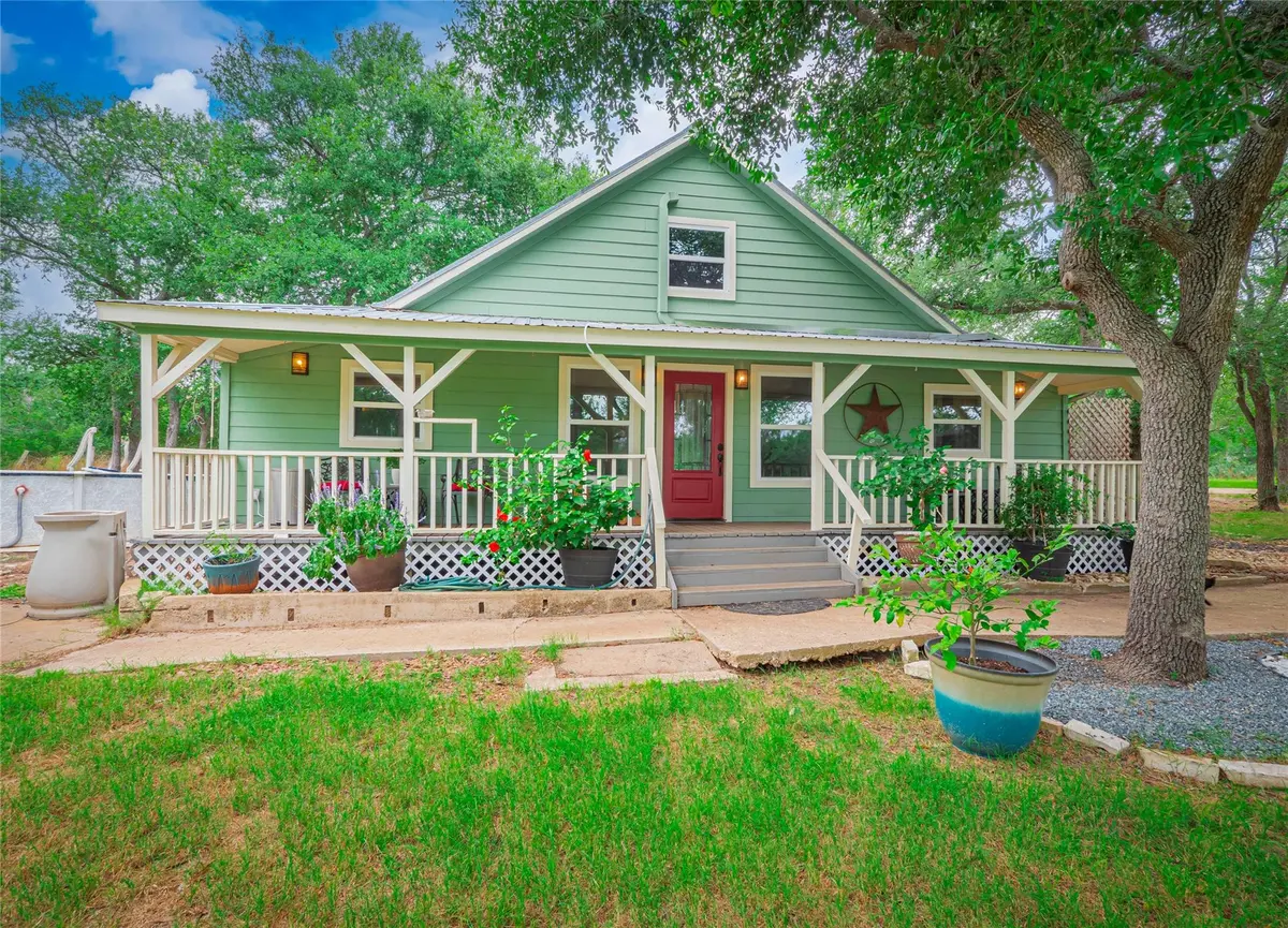 681 Thousand Oaks DR, Cedar Creek, TX 78612