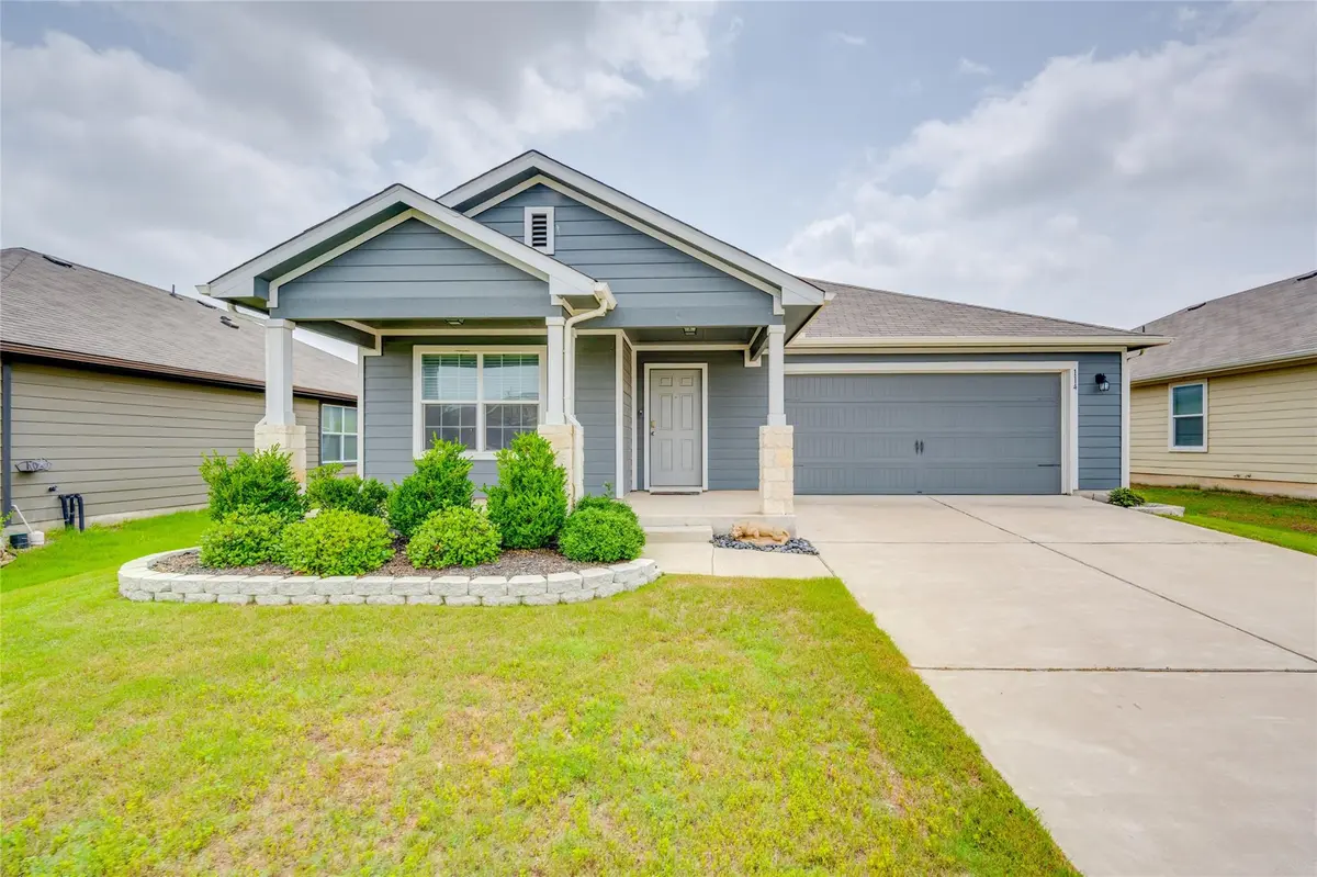 114 San Bernard TRL, Hutto, TX 78634